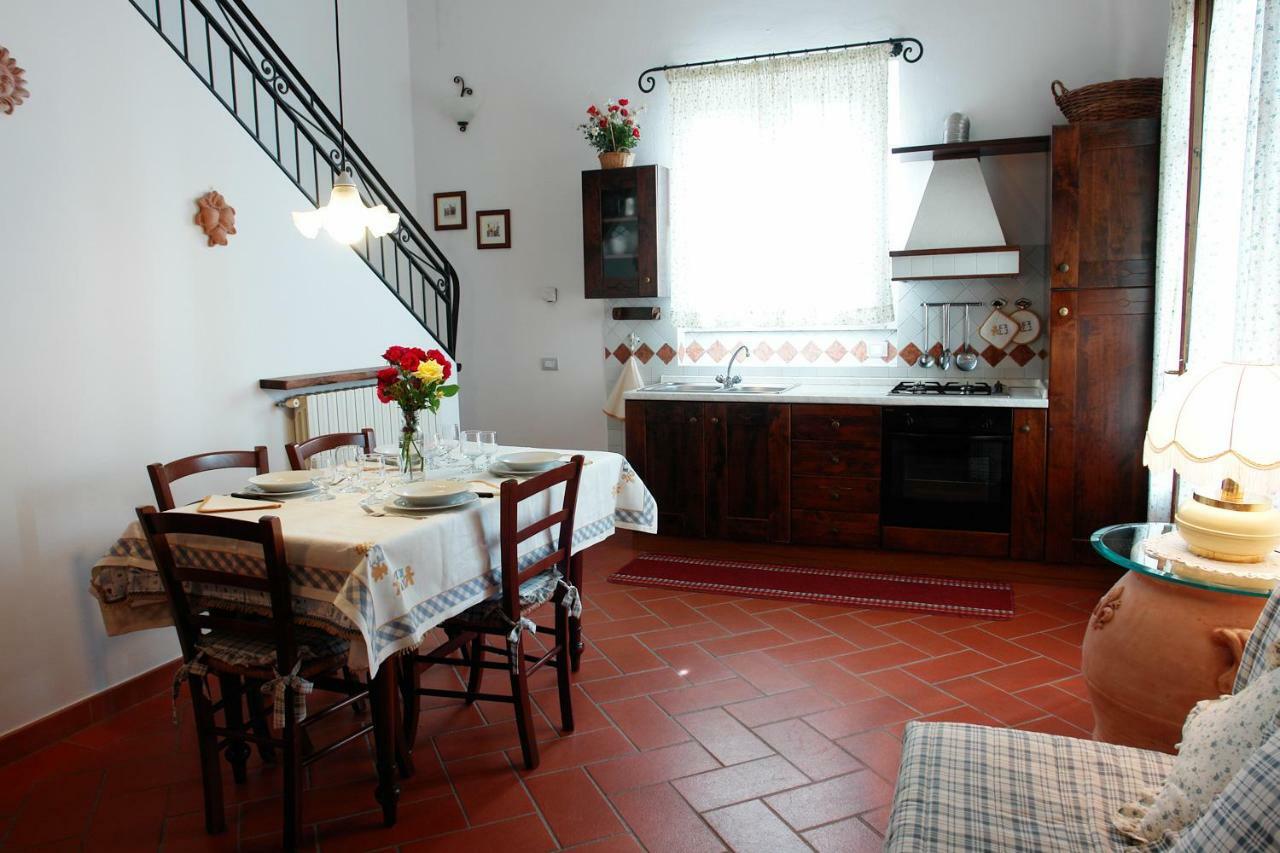 Pie Di Costa Apartment มอนตาโยเน ภายนอก รูปภาพ